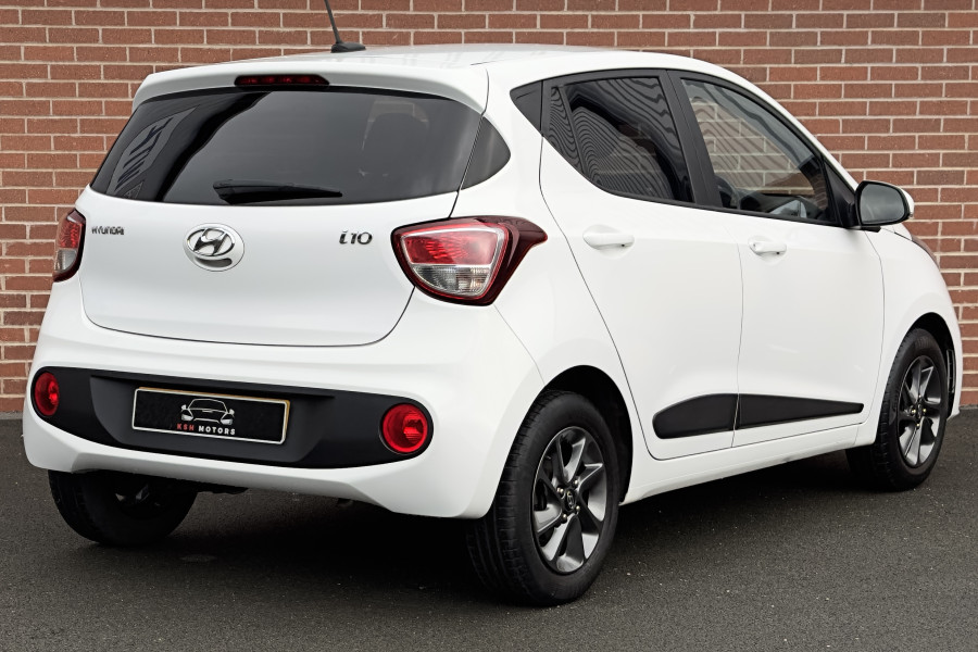 Hyundai i10  